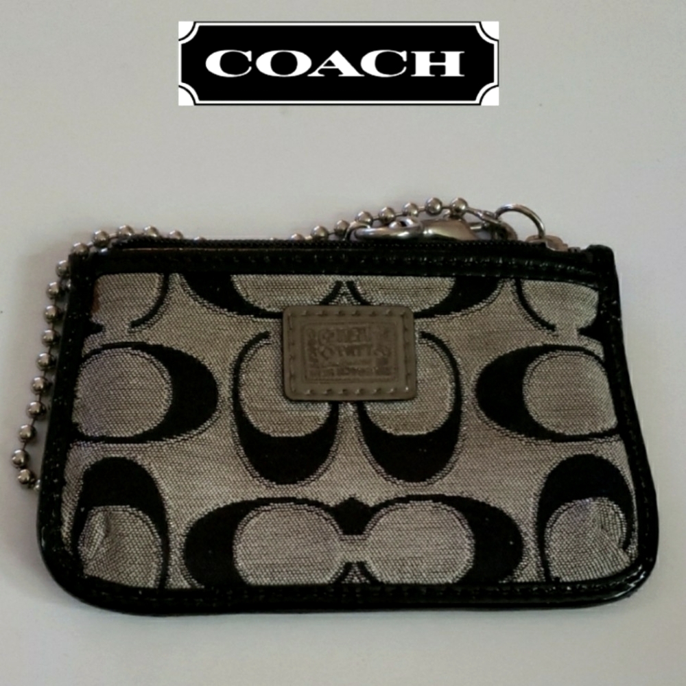 COACH POPPY ID CASE